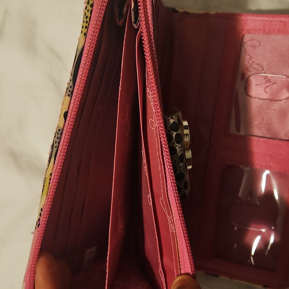 Vera Bradley Priscilla Pink matching bag and wallet - Picture 13 of 14